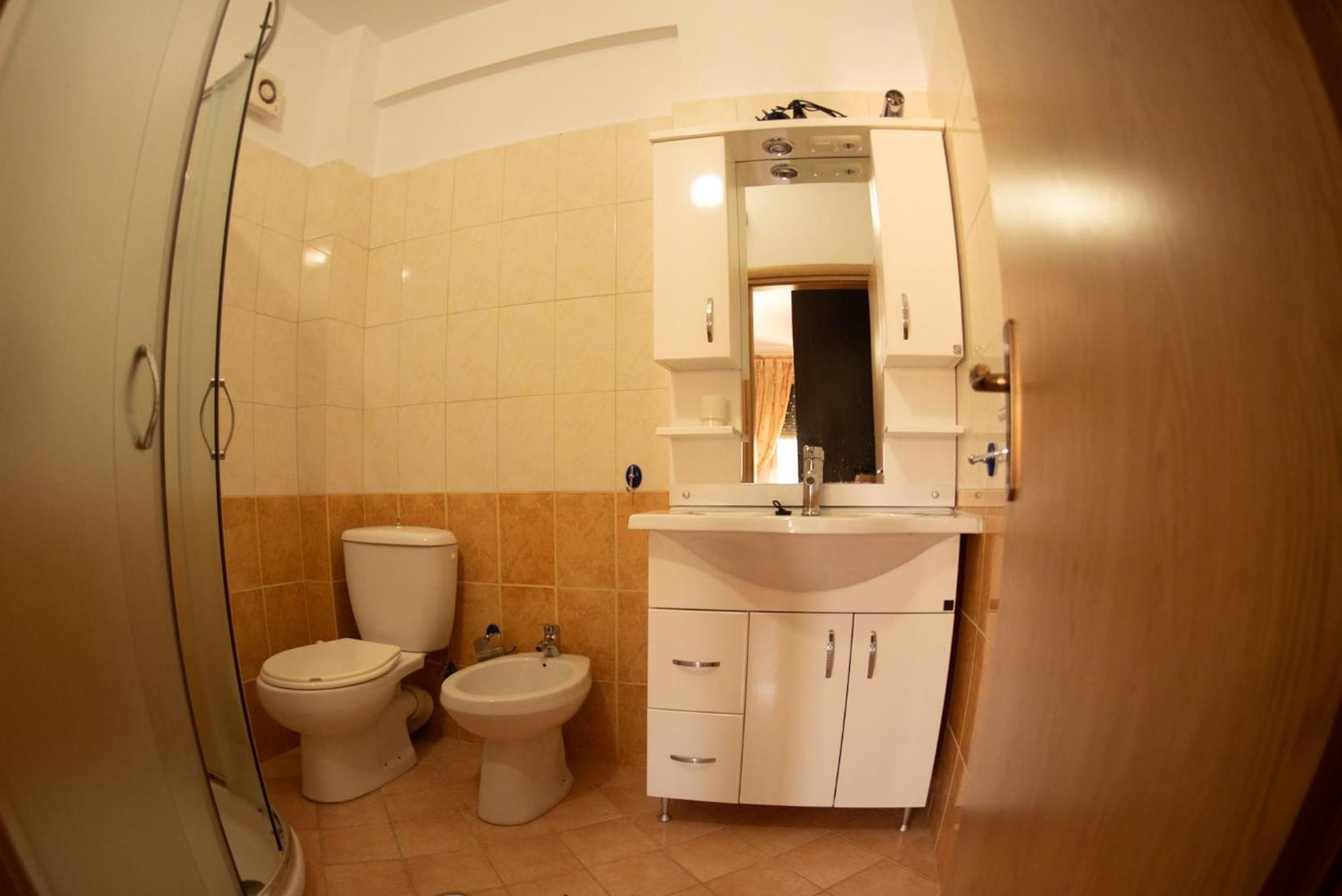 Appartement Apartament Egzoni City Center